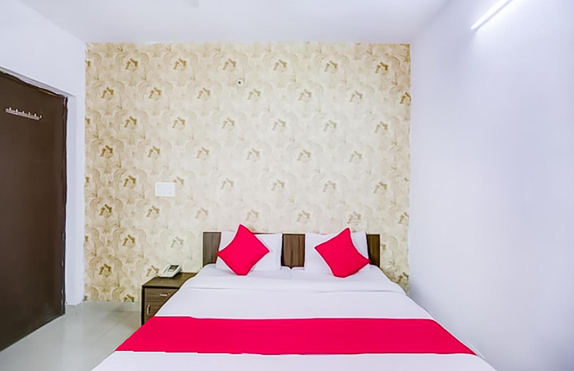Blisbourn - Lajpat Nagar New Delhi