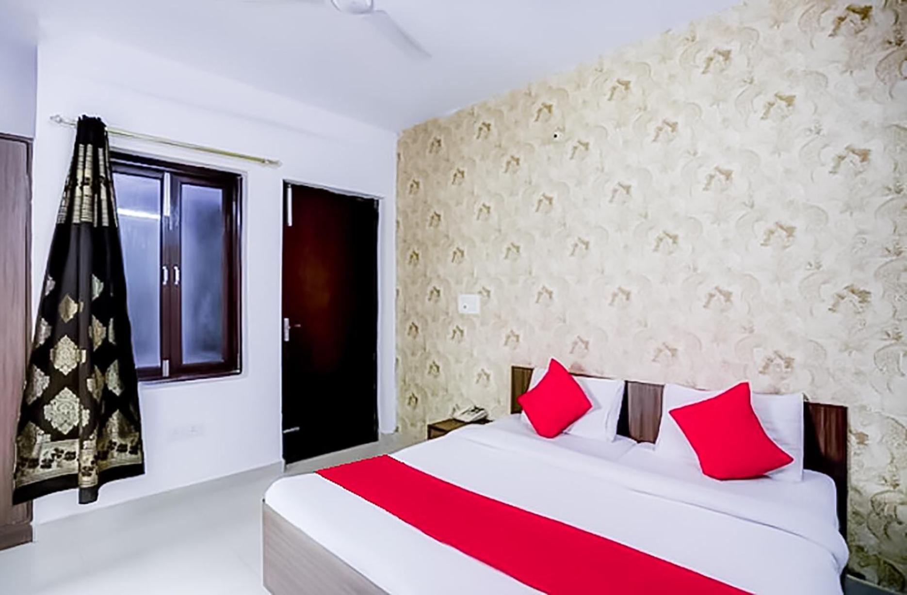 Blisbourn - Lajpat Nagar New Delhi