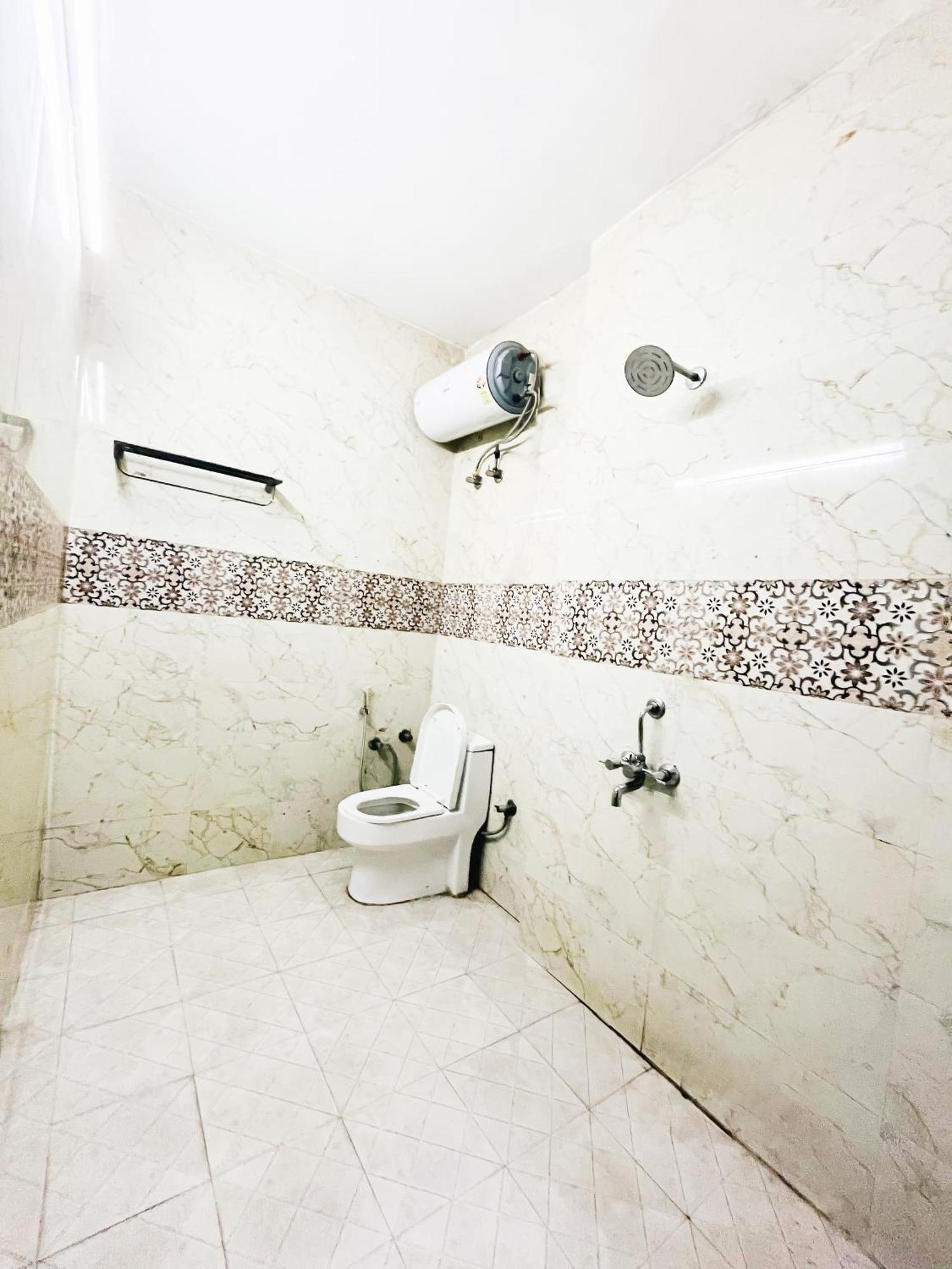 Blisbourn - Lajpat Nagar